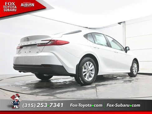 New 2026 Toyota Camry LE image 18