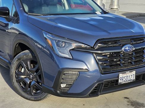 Certified 2025 Subaru Ascent Onyx Edition w/ Onyx Package AWD/4WD image 5