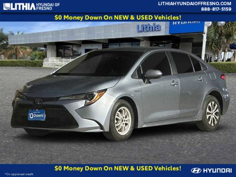 Used 2020 Toyota Corolla LE image 1