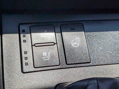 Used 2025 Lexus IS 350 F Sport w/ Navigation Package RWD image 27