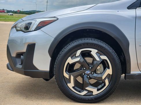 Used 2023 Subaru Crosstrek 2.5i Limited AWD/4WD image 13