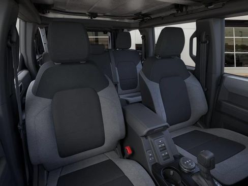 New 2026 Ford Bronco 4-Door AWD/4WD image 14