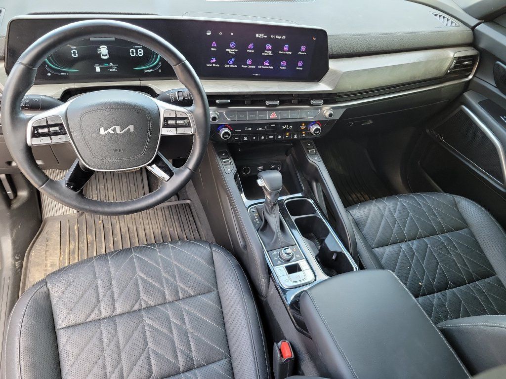 Used 2025 Kia Telluride EX X-Line AWD/4WD image 14