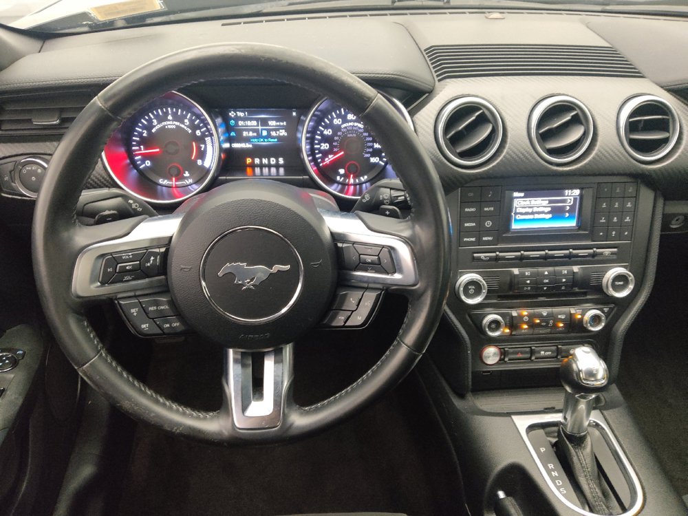 Used 2018 Ford Mustang Coupe RWD image 22