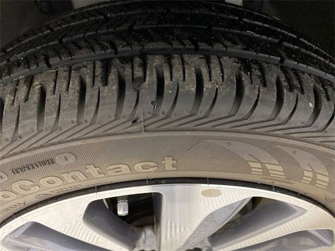 Certified 2022 Buick Encore Preferred image 23