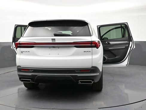 Used 2026 Buick Enclave Preferred image 34