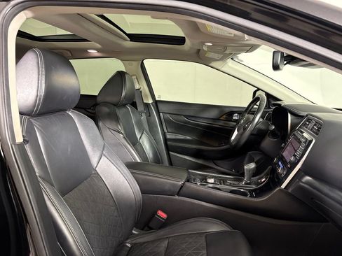 Used 2020 Nissan Maxima Platinum w/ Sport Mat Group FWD image 15