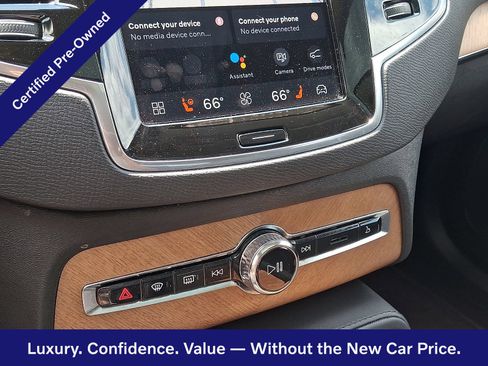 Certified 2024 Volvo XC90 B5 Plus AWD/4WD image 17
