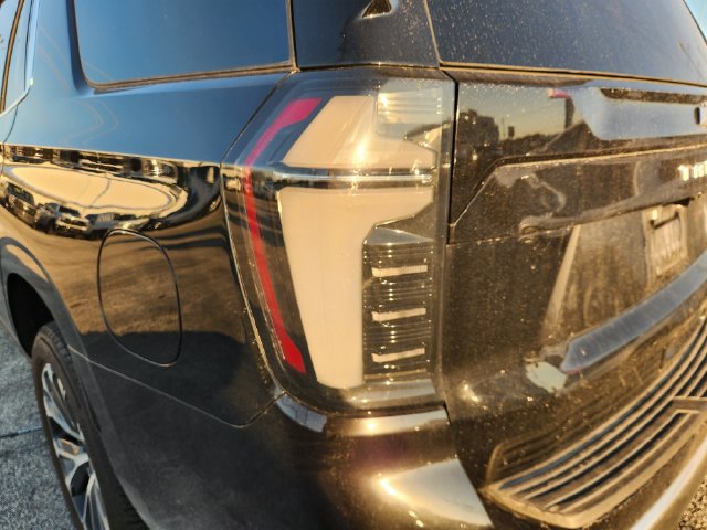 Used 2026 Chevrolet Tahoe High Country RWD image 7