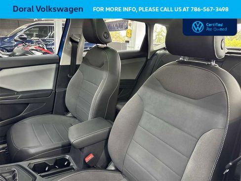 Certified 2022 Volkswagen Taos SE image 14