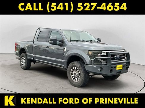 Used 2022 Ford F250 Lariat w/ Lariat Value Package image 7