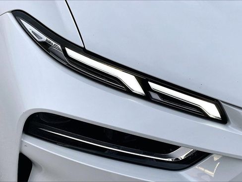 Used 2025 BMW X7 xDrive40i image 31