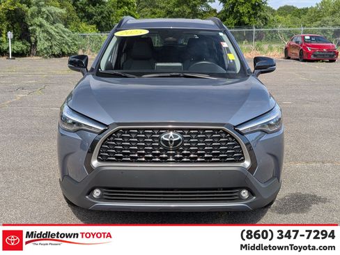 Certified 2025 Toyota Corolla Cross XLE AWD/4WD image 8