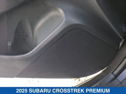 Certified 2025 Subaru Crosstrek 2.0i Premium image 21