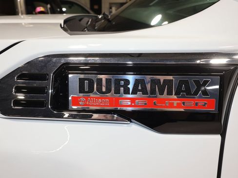 Certified 2025 GMC Sierra 2500 Denali w/ Denali Reserve Package image 37