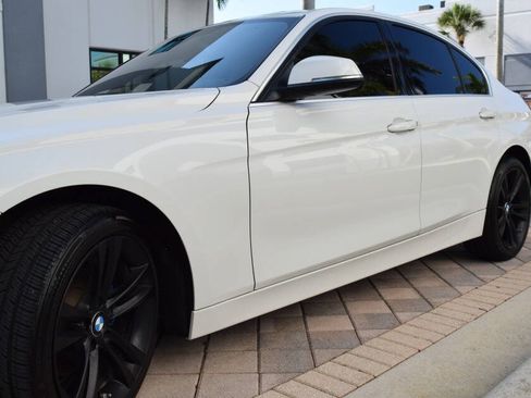 Used 2017 BMW 330i Sedan RWD image 16