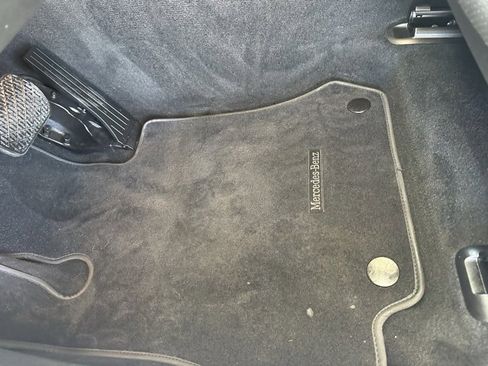 Used 2021 Mercedes-Benz GLC 300 GLC 300 image 31