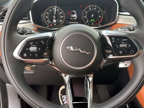 Used 2026 Jaguar F-PACE R-Dynamic S AWD/4WD image 26