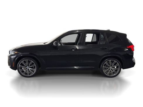 Used 2023 BMW X3 sDrive30i w/ M Sport Package image 2