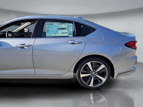 New 2025 Acura TLX w/ Technology Package image 36