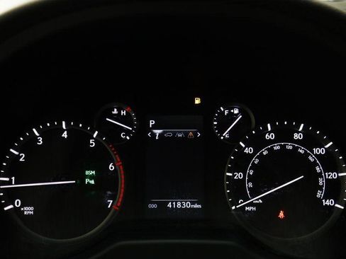 Used 2023 Lexus GX 460 Premium image 9