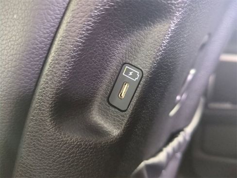 Used 2024 Kia Telluride SX w/ Towing Package image 18