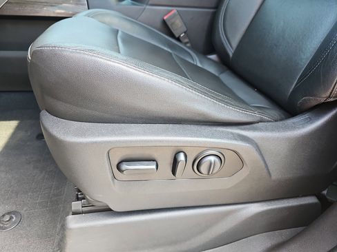 Used 2019 Chevrolet Silverado 1500 LTZ w/ LTZ Plus Package image 15