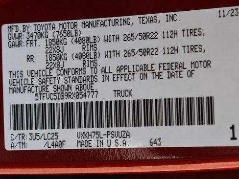 Used 2024 Toyota Tundra Capstone AWD/4WD image 34