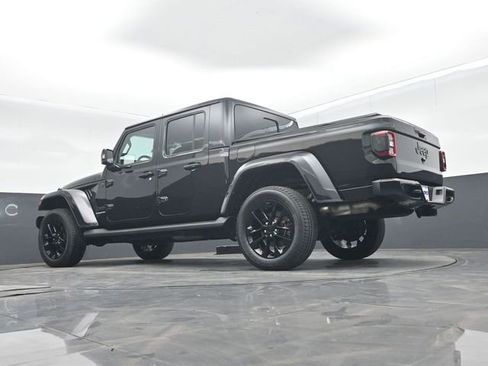 Used 2022 Jeep Gladiator Overland AWD/4WD image 50