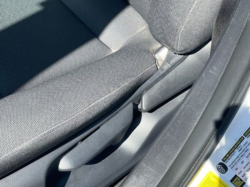 Used 2025 Toyota Corolla LE image 10