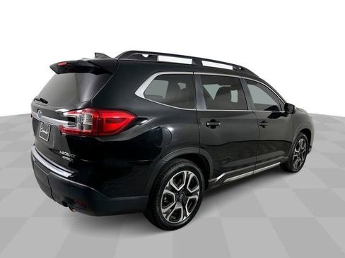 Used 2023 Subaru Ascent Limited w/ Technology Package AWD/4WD image 8