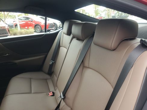 Used 2025 Lexus ES 350 w/ Premium Package image 13