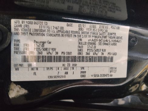 Used 2015 Ford C-MAX Energi SEL w/ Equipment Group 301A FWD image 33