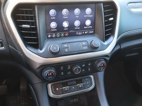 Used 2022 GMC Acadia Denali w/ Denali Ultimate Package FWD image 8