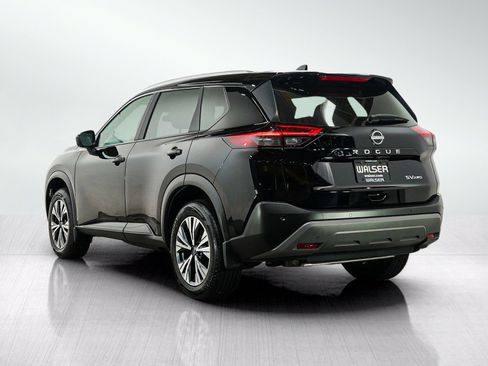 Used 2023 Nissan Rogue SV w/ SV Premium B Package AWD/4WD image 3