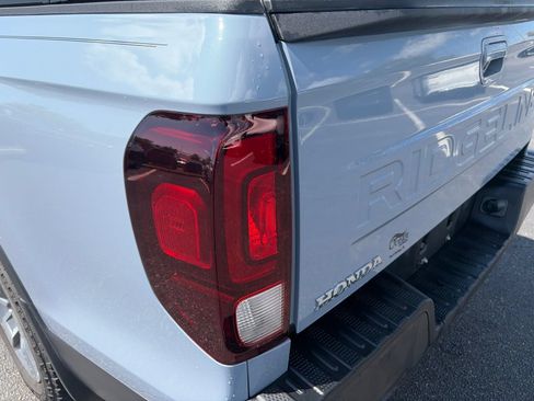 Certified 2025 Honda Ridgeline RTL image 15