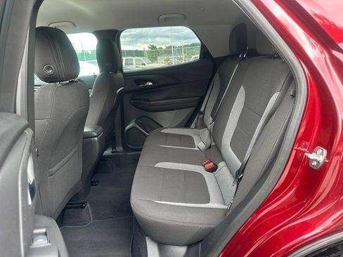 Used 2025 Chevrolet TrailBlazer LT AWD/4WD image 15