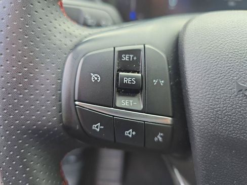 Used 2024 Ford Escape ST-Line FWD image 15