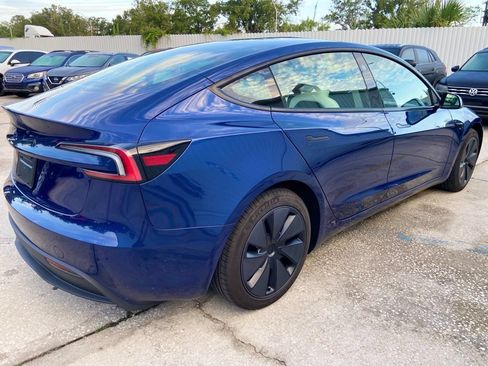 Used 2025 Tesla Model 3 Long Range RWD image 5