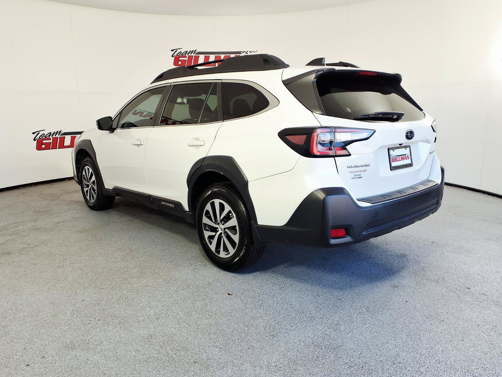 Used 2024 Subaru Outback Premium w/ Popular Package #1A AWD/4WD image 7