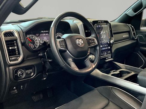 Used 2023 RAM 1500 Laramie AWD/4WD image 18