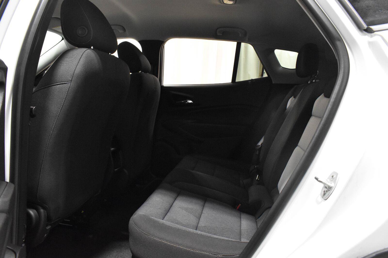Used 2024 Chevrolet Trax LS FWD image 4