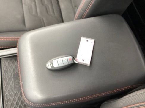 Used 2024 Nissan Frontier PRO-4X w/ Pro Convenience Package image 27