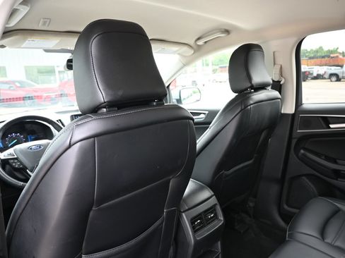 Used 2024 Ford Edge SEL AWD/4WD image 23