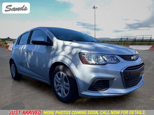 Used 2020 Chevrolet Sonic LT FWD image 1