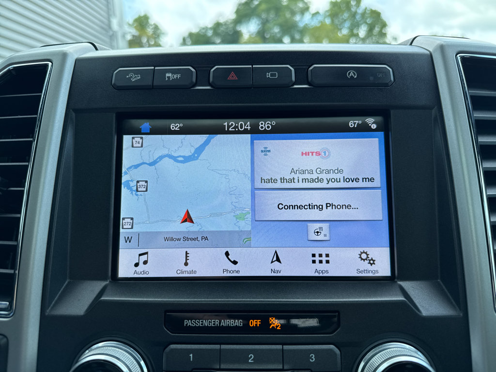 Used 2018 Ford F150 Lariat w/ Equipment Group 502A Luxury AWD/4WD image 12