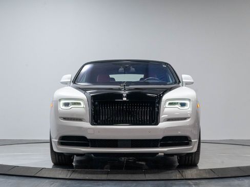 Used 2017 Rolls-Royce Dawn RWD image 53