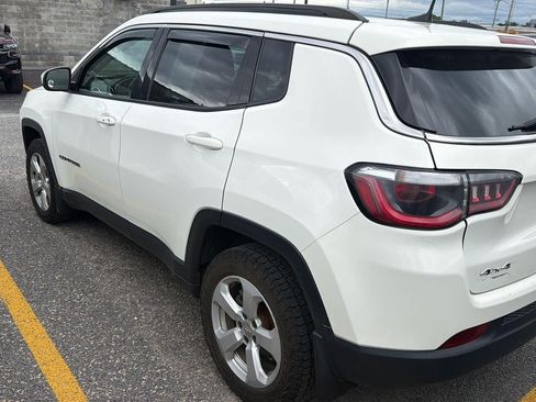 Used 2019 Jeep Compass Latitude w/ Popular Equipment Group AWD/4WD image 7