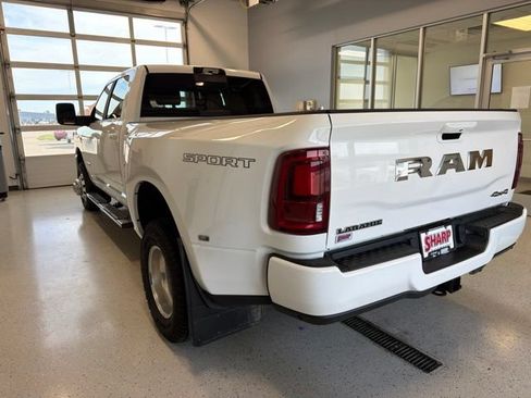 Used 2025 RAM 3500 Laramie w/ Max Tow Package AWD/4WD image 2