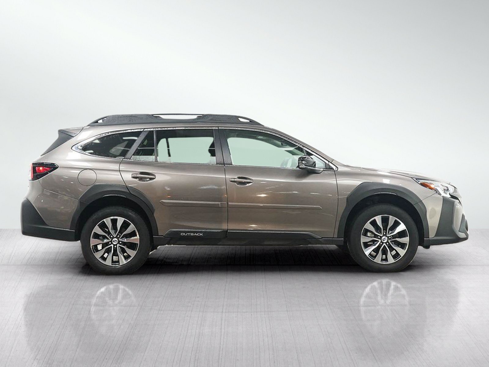 Used 2024 Subaru Outback Limited AWD/4WD image 6